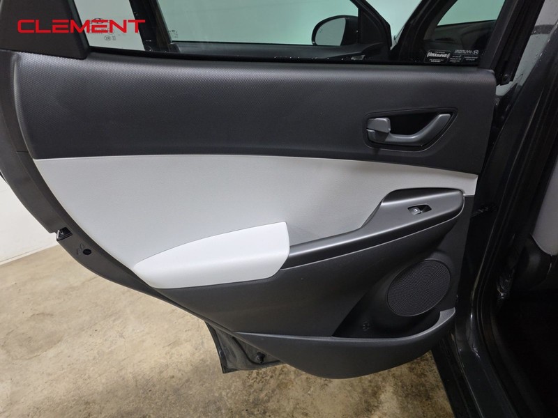 Hyundai Kona Vehicle Image 26