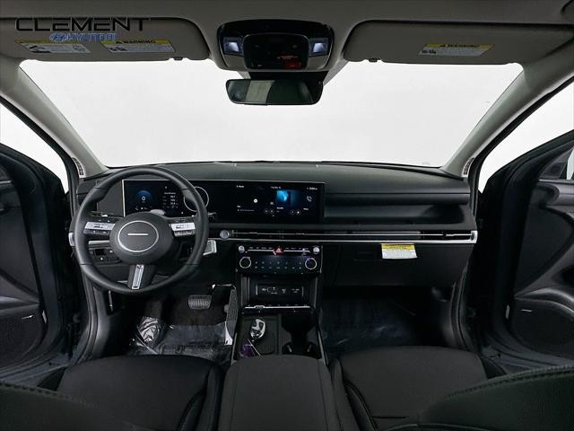 Hyundai Tucson Vehicle Full-screen Gallery Image 11
