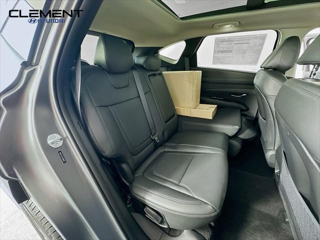 Hyundai Tucson Vehicle Full-screen Gallery Image 29