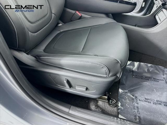 Hyundai Tucson Vehicle Full-screen Gallery Image 30