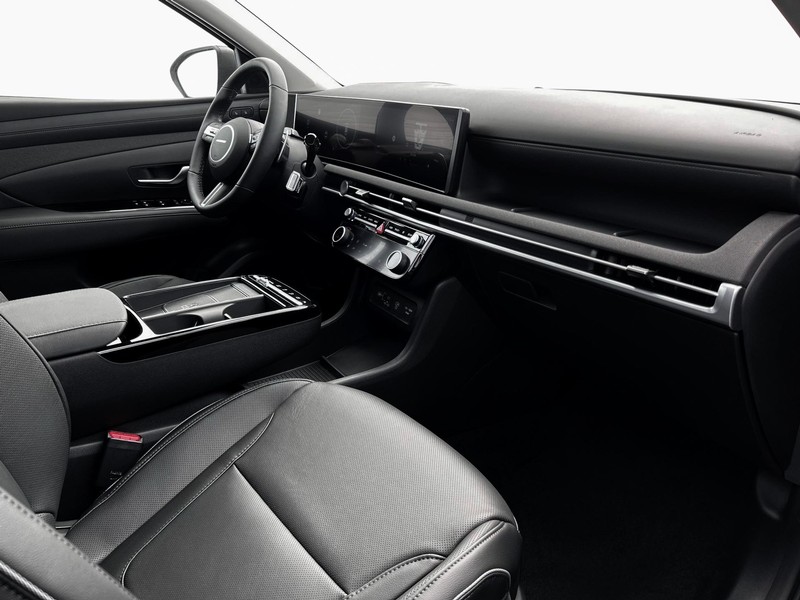 Hyundai Tucson Vehicle Full-screen Gallery Image 15