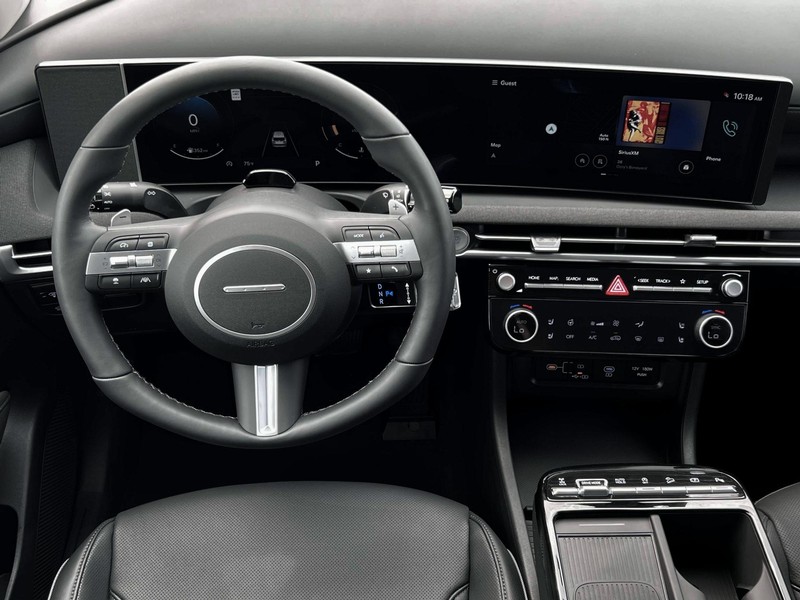 Hyundai Tucson Vehicle Full-screen Gallery Image 17