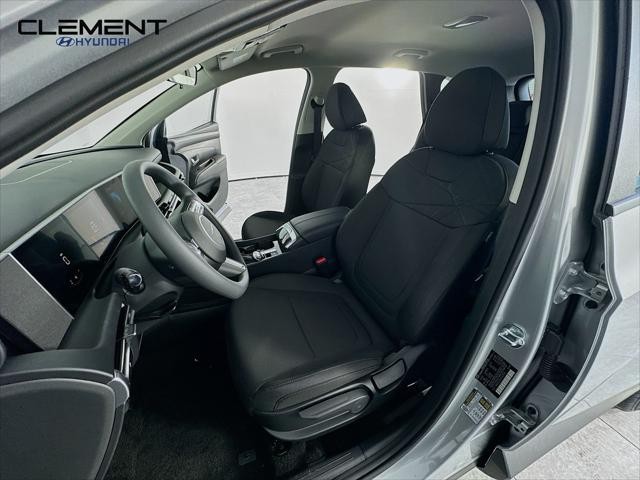 Hyundai Tucson Vehicle Full-screen Gallery Image 24