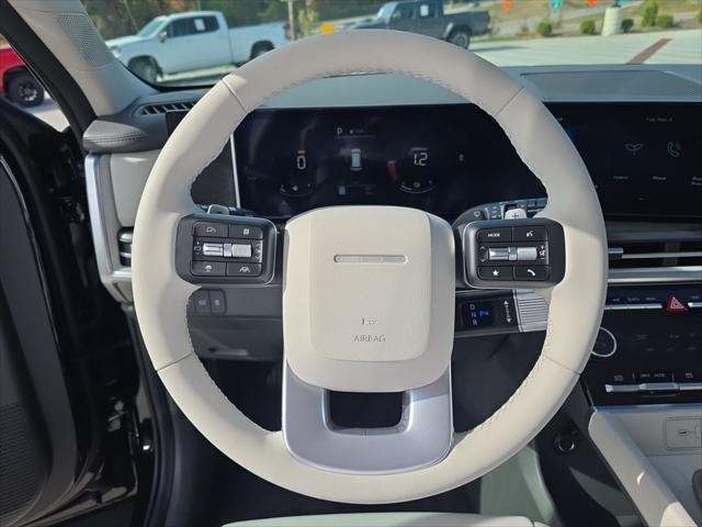 Hyundai Santa Fe Hybrid Vehicle Full-screen Gallery Image 14