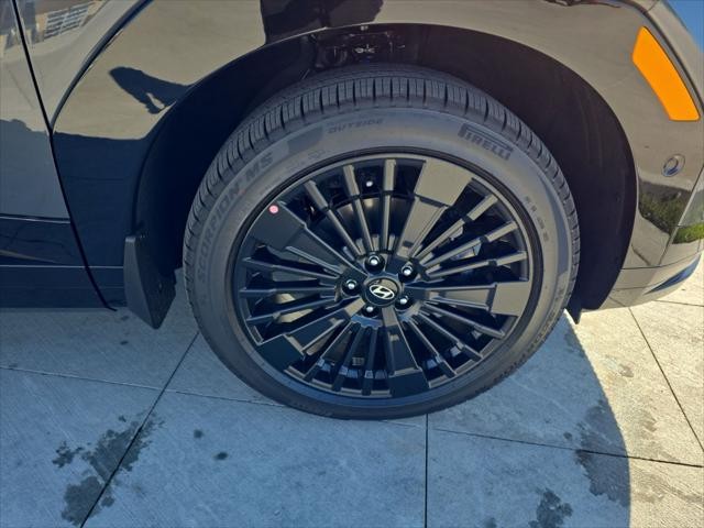 Hyundai Santa Fe Hybrid Vehicle Full-screen Gallery Image 34