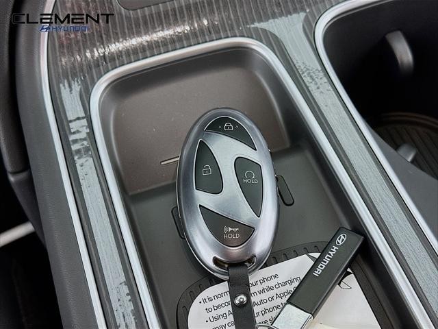 Hyundai Palisade Vehicle Full-screen Gallery Image 21