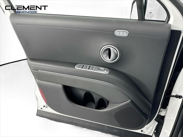 Hyundai Palisade Vehicle Full-screen Gallery Image 25