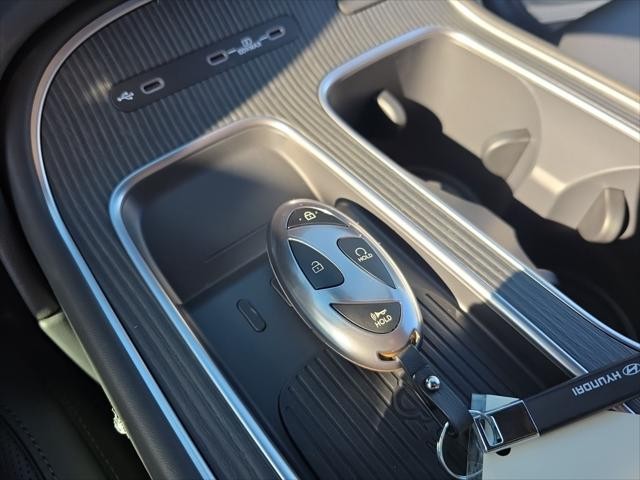 Hyundai Palisade Vehicle Full-screen Gallery Image 25