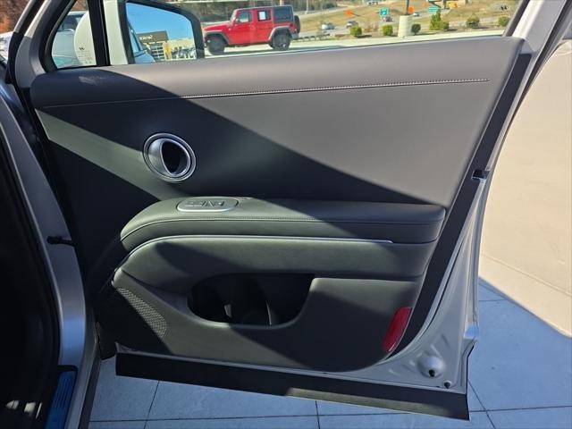 Hyundai Palisade Vehicle Full-screen Gallery Image 36