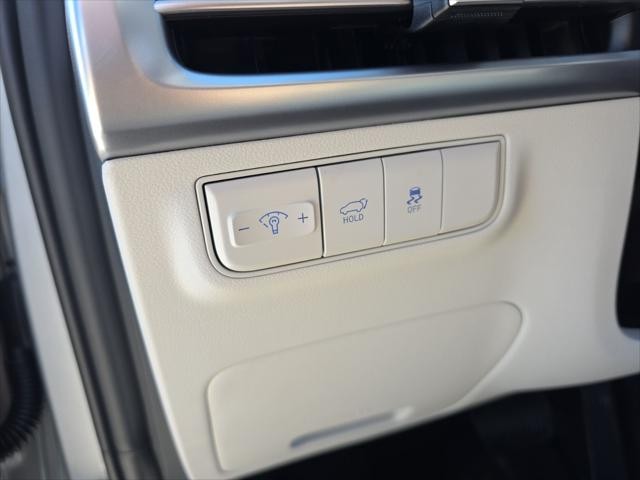 Hyundai Tucson Vehicle Full-screen Gallery Image 12