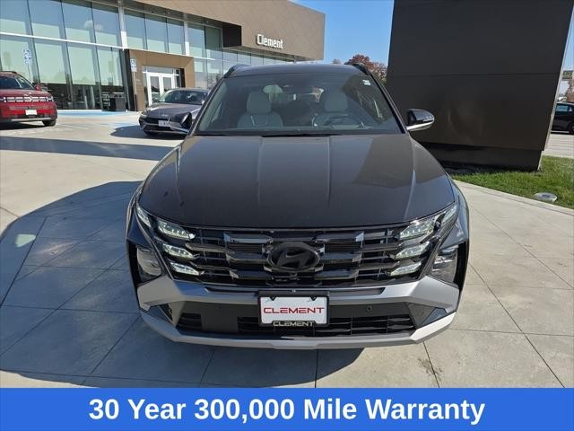 Hyundai Tucson Vehicle Full-screen Gallery Image 2