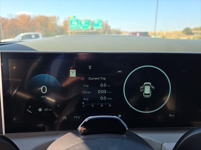 Hyundai Tucson Vehicle Full-screen Gallery Image 18