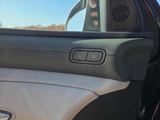 Hyundai Tucson Vehicle Full-screen Gallery Image 27