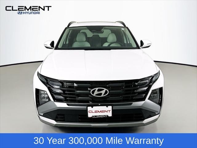 Hyundai Tucson Vehicle Full-screen Gallery Image 2