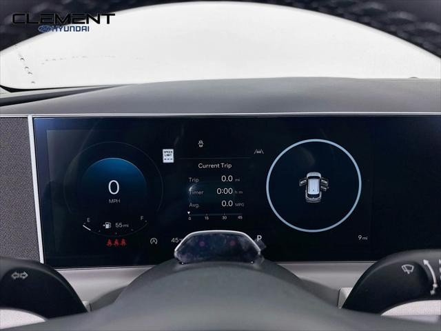 Hyundai Tucson Vehicle Full-screen Gallery Image 16