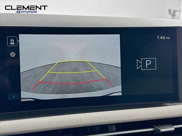 Hyundai Tucson Vehicle Full-screen Gallery Image 18