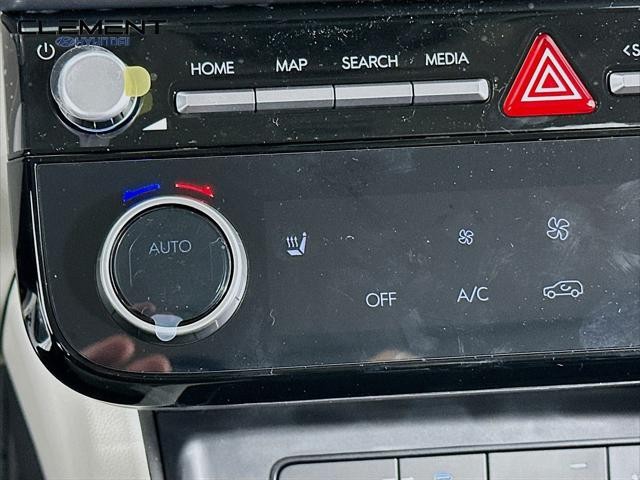 Hyundai Tucson Vehicle Full-screen Gallery Image 20