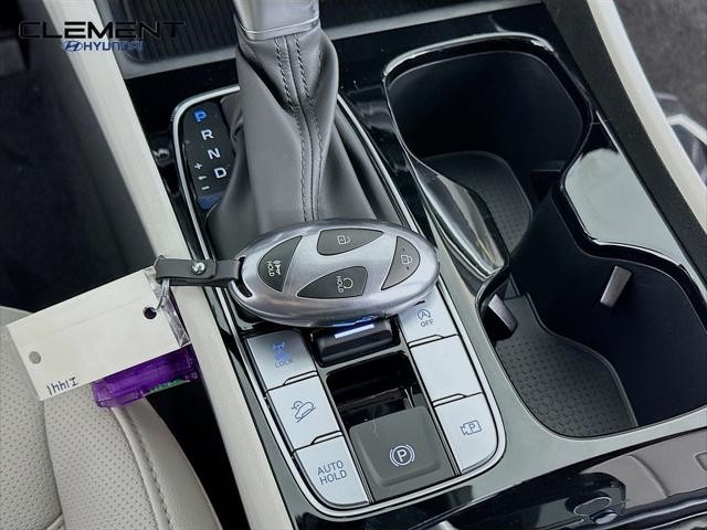 Hyundai Tucson Vehicle Full-screen Gallery Image 21