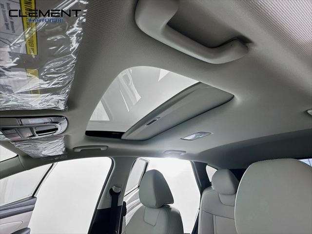 Hyundai Tucson Vehicle Full-screen Gallery Image 22