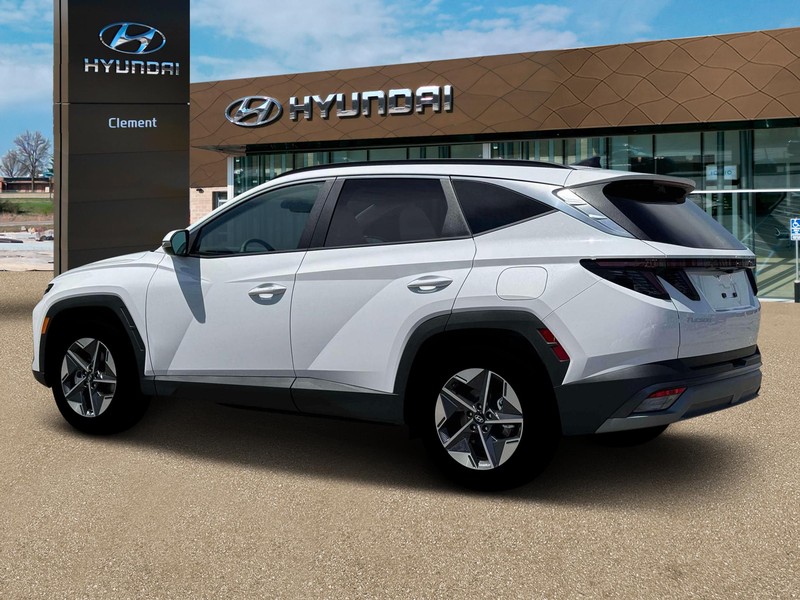 Hyundai Tucson Vehicle Full-screen Gallery Image 4