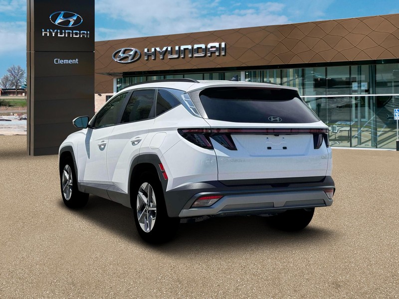 Hyundai Tucson Vehicle Full-screen Gallery Image 5