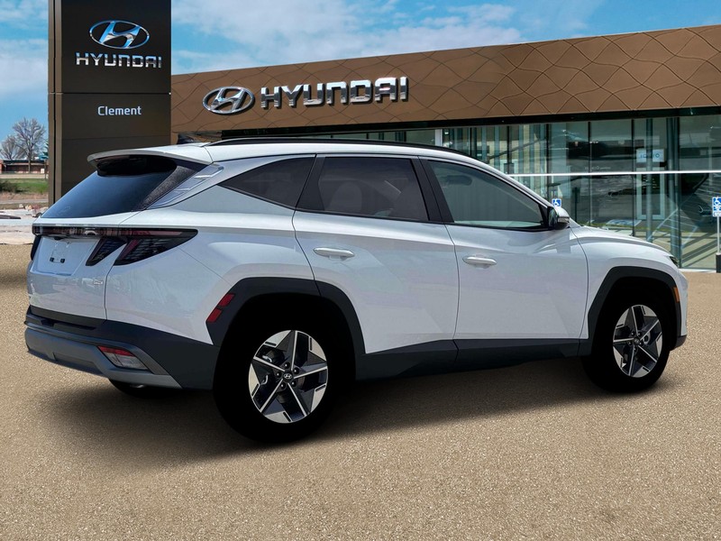 Hyundai Tucson Vehicle Full-screen Gallery Image 8