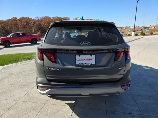 Hyundai Tucson Vehicle Full-screen Gallery Image 7