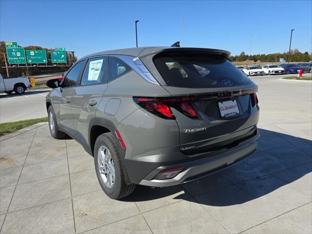 Hyundai Tucson Vehicle Full-screen Gallery Image 8