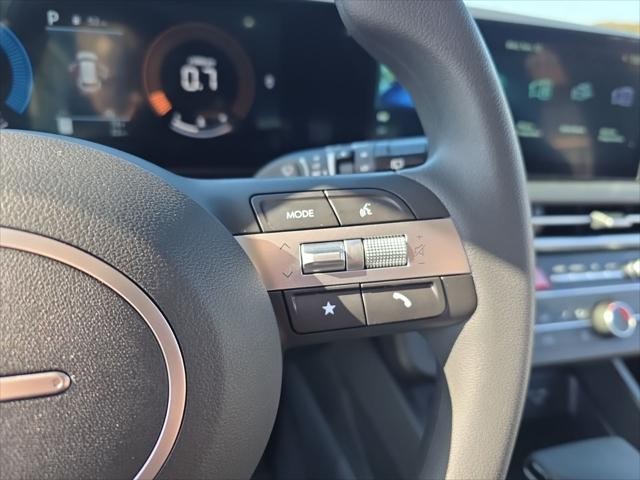 Hyundai Tucson Vehicle Full-screen Gallery Image 16