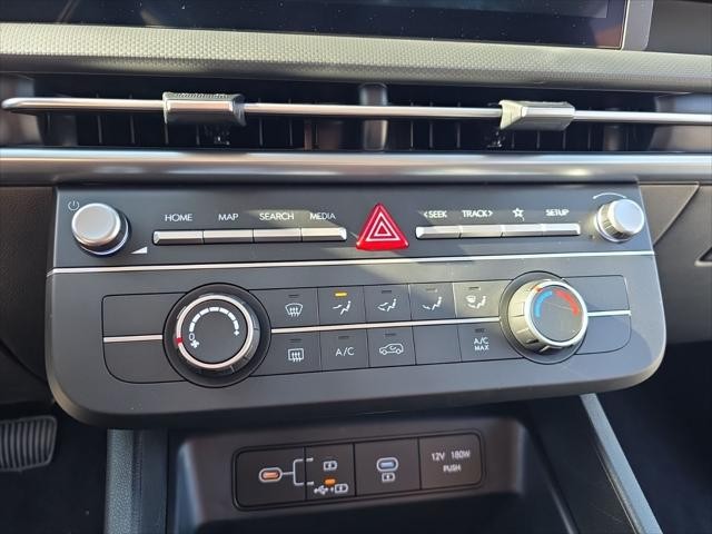 Hyundai Tucson Vehicle Full-screen Gallery Image 21