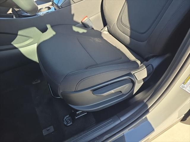 Hyundai Tucson Vehicle Full-screen Gallery Image 26