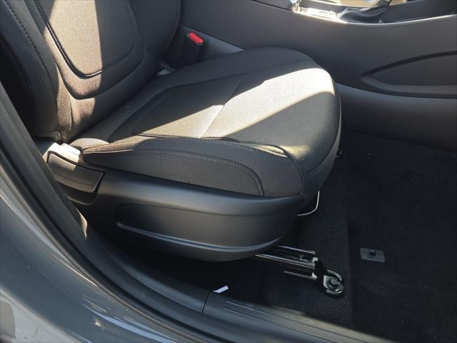 Hyundai Tucson Vehicle Full-screen Gallery Image 30