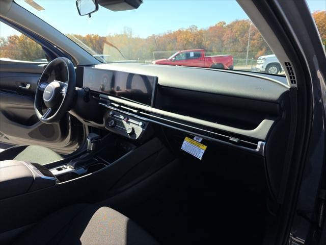 Hyundai Tucson Vehicle Full-screen Gallery Image 31