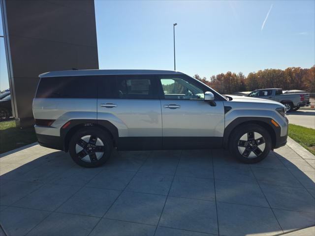 Hyundai Santa Fe Hybrid Vehicle Full-screen Gallery Image 4