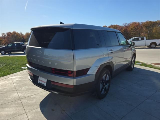 Hyundai Santa Fe Hybrid Vehicle Full-screen Gallery Image 6