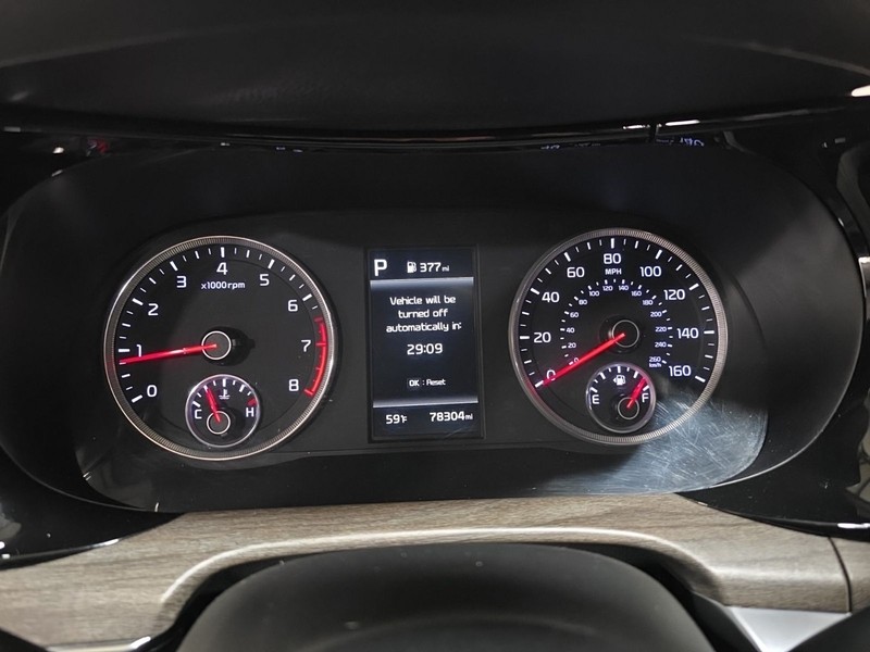 Kia K5 Vehicle Full-screen Gallery Image 18