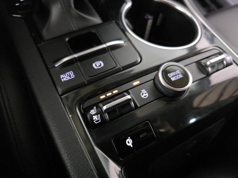 Kia K5 Vehicle Full-screen Gallery Image 27