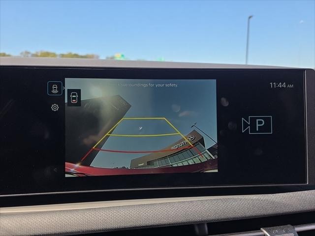 Hyundai Tucson Vehicle Full-screen Gallery Image 19