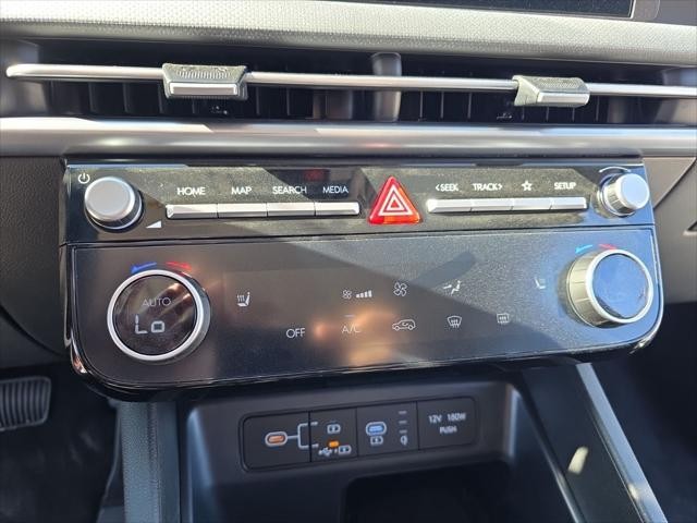 Hyundai Tucson Vehicle Full-screen Gallery Image 20