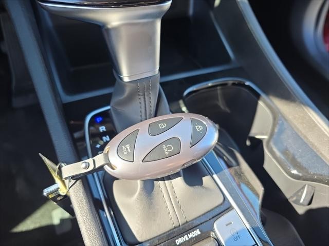 Hyundai Tucson Vehicle Full-screen Gallery Image 22