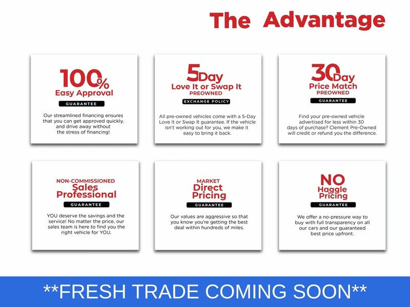 Chevrolet Suburban Vehicle Full-screen Gallery Image 05