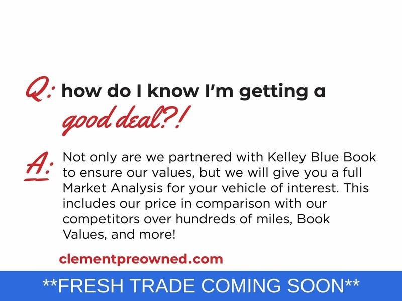 Chevrolet Suburban Vehicle Full-screen Gallery Image 41