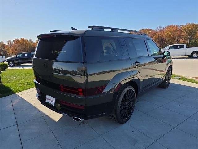 Hyundai Santa Fe Vehicle Full-screen Gallery Image 6