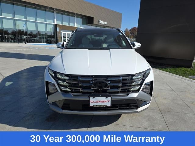 Hyundai Tucson Vehicle Full-screen Gallery Image 2