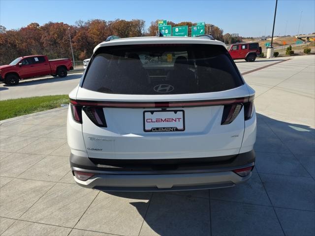 Hyundai Tucson Vehicle Full-screen Gallery Image 7