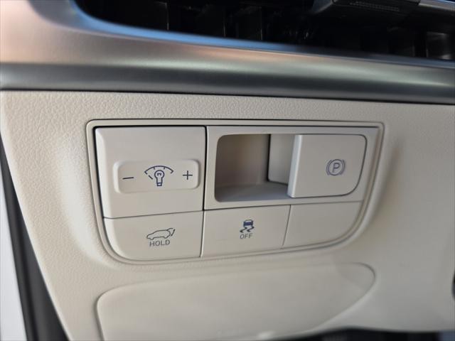 Hyundai Tucson Vehicle Full-screen Gallery Image 12