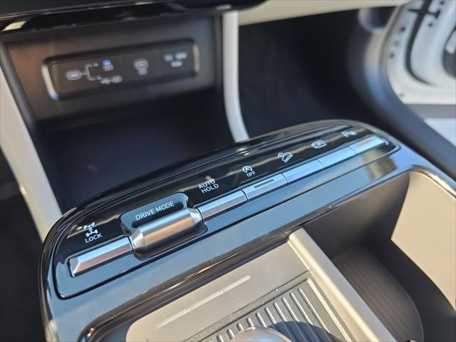 Hyundai Tucson Vehicle Full-screen Gallery Image 23