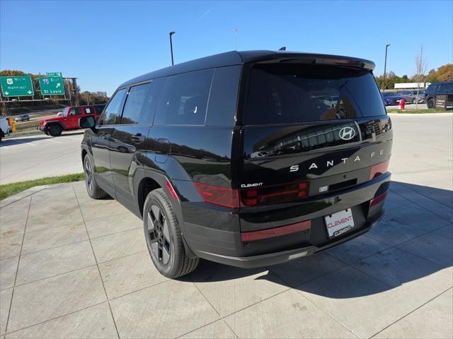 Hyundai Santa Fe Hybrid Vehicle Full-screen Gallery Image 8