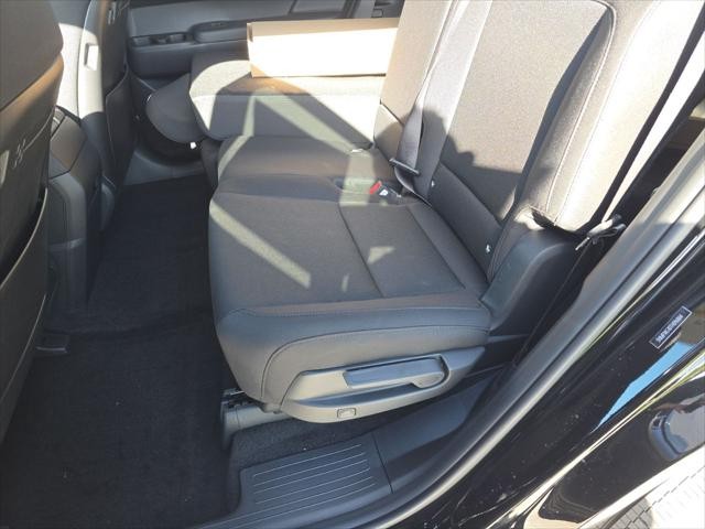 Hyundai Santa Fe Hybrid Vehicle Full-screen Gallery Image 29