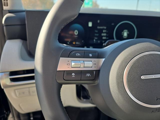 Hyundai Tucson Vehicle Full-screen Gallery Image 15